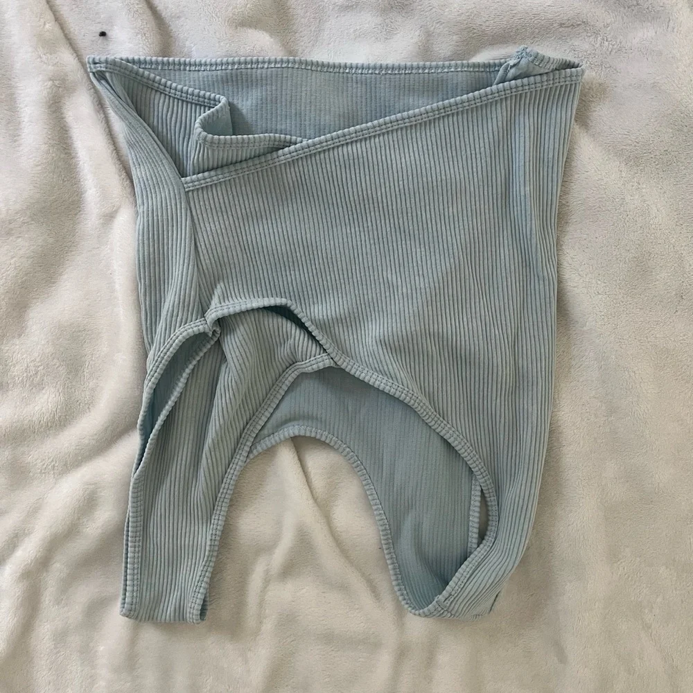 Light Blue Ribbed Accessory - Picture 2 of 2